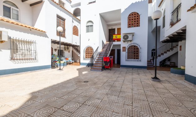 Resale - Apartment / flat -
Torrevieja - Playa Los Naufragos