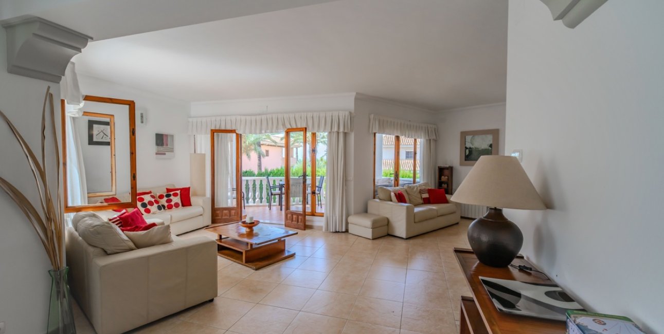 Resale - Villa -
Orihuela Costa - Cabo Roig