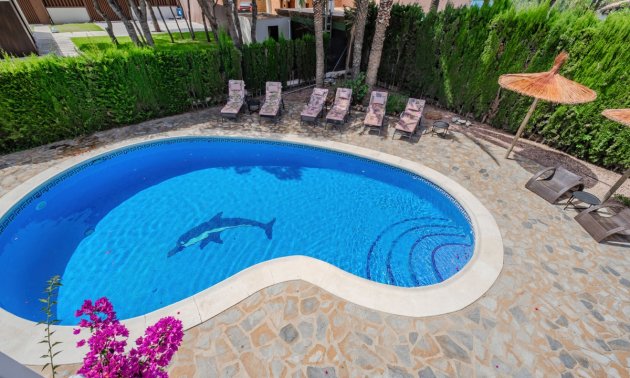 Resale - Villa -
Orihuela Costa - Cabo Roig