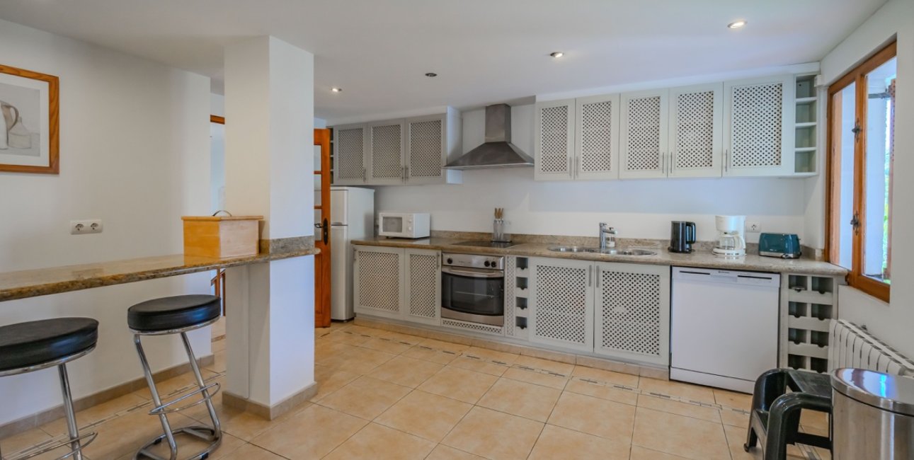 Resale - Villa -
Orihuela Costa - Cabo Roig