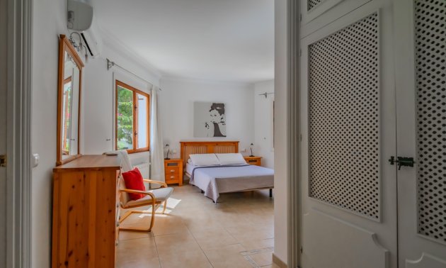 Resale - Villa -
Orihuela Costa - Cabo Roig