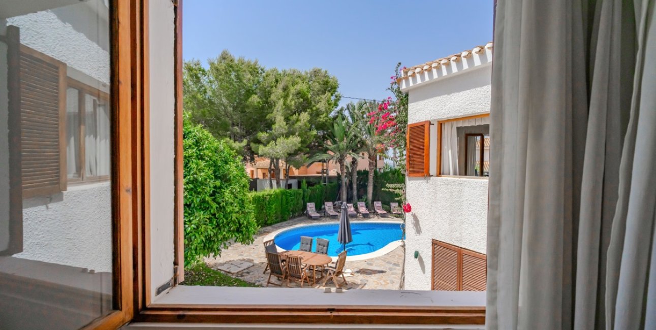 Resale - Villa -
Orihuela Costa - Cabo Roig