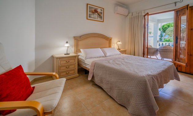 Resale - Villa -
Orihuela Costa - Cabo Roig