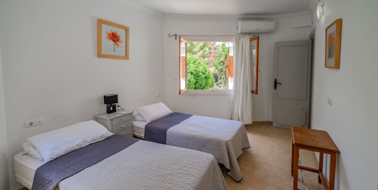 Resale - Villa -
Orihuela Costa - Cabo Roig