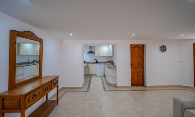 Resale - Villa -
Orihuela Costa - Cabo Roig
