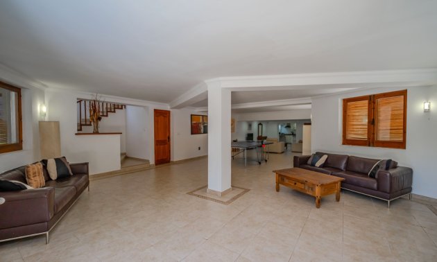 Resale - Villa -
Orihuela Costa - Cabo Roig