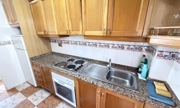 Resale - Apartment / flat -
Orihuela Costa - Villamartin