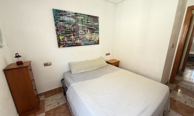 Resale - Apartment / flat -
Orihuela Costa - Villamartin