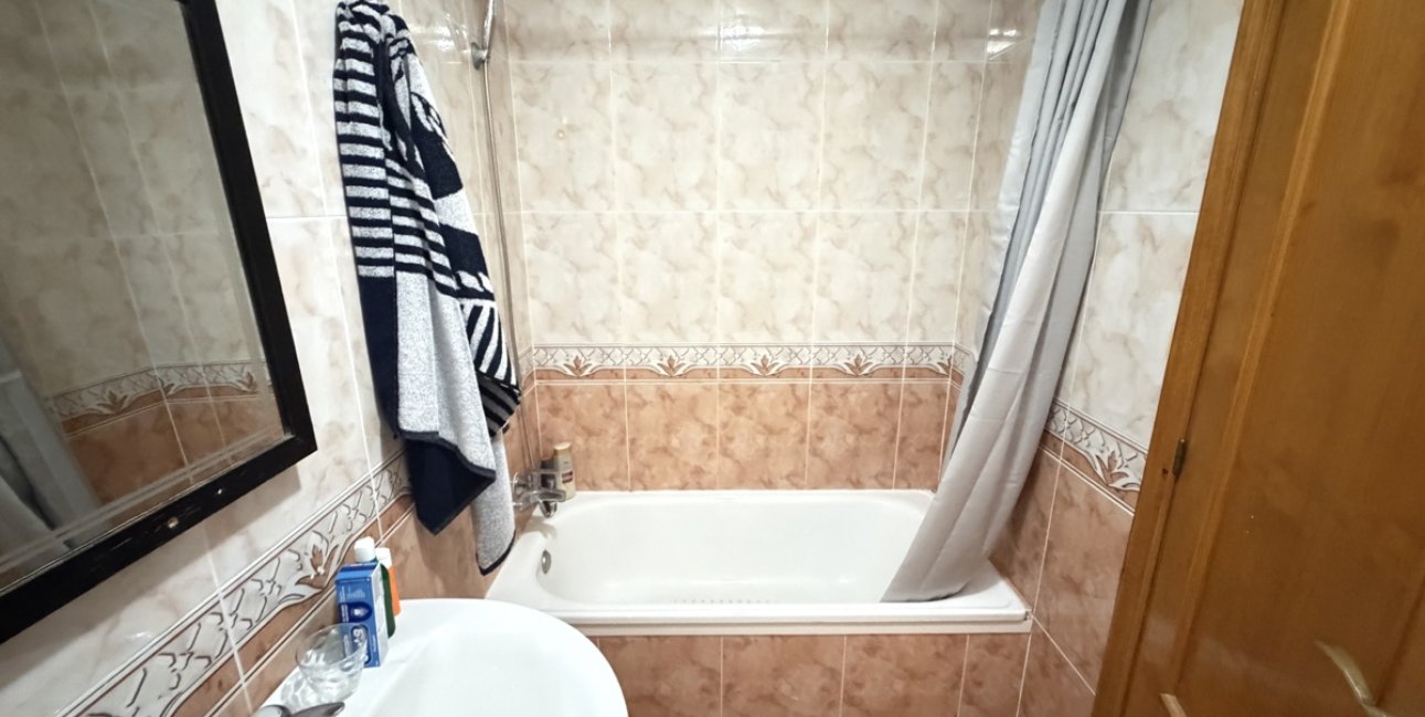Resale - Apartment / flat -
Orihuela Costa - Villamartin