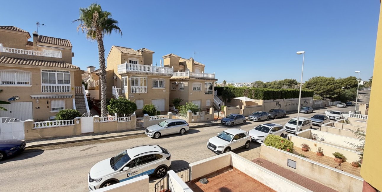 Resale - Apartment / flat -
Orihuela Costa - Villamartin