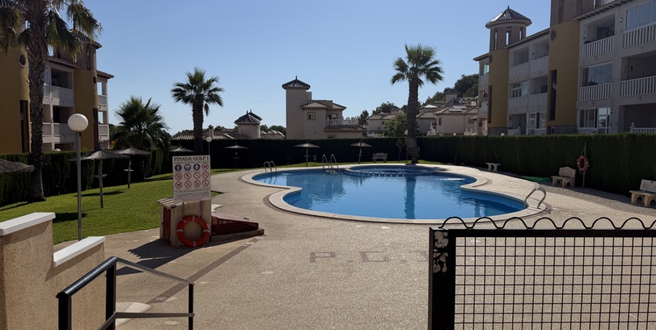 Resale - Apartment / flat -
Orihuela Costa - Villamartin