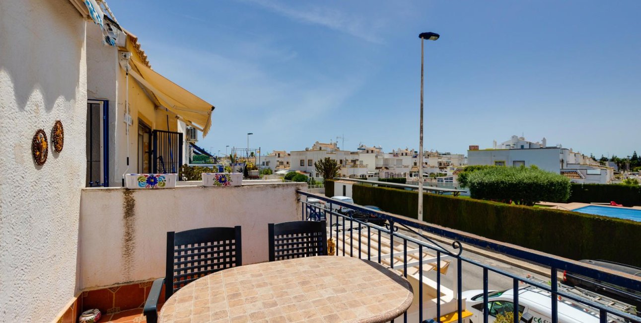 Resale - Bungalow -
Torrevieja - Carrefour