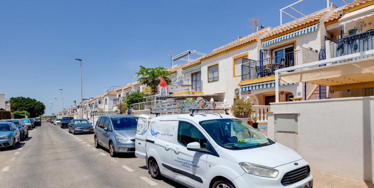 Resale - Bungalow -
Torrevieja - Carrefour