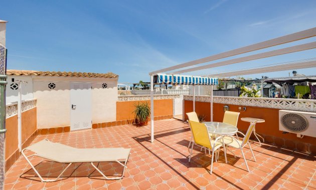Resale - Bungalow -
Torrevieja - Carrefour