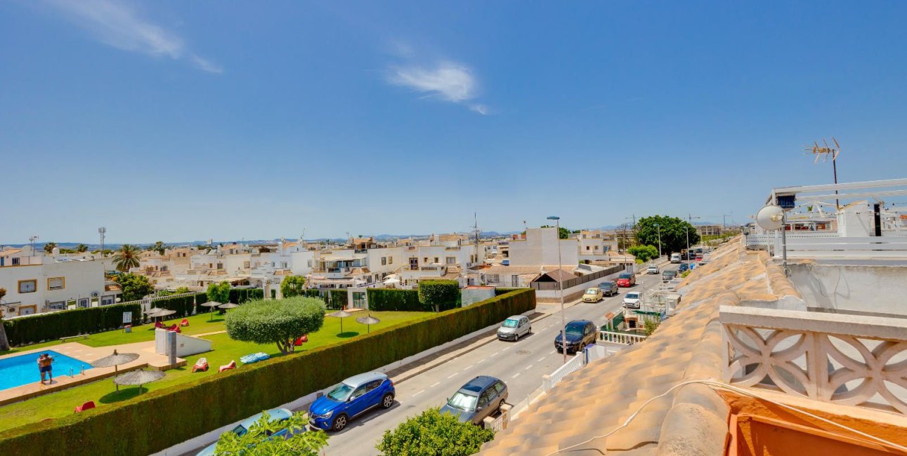 Resale - Bungalow -
Torrevieja - Carrefour