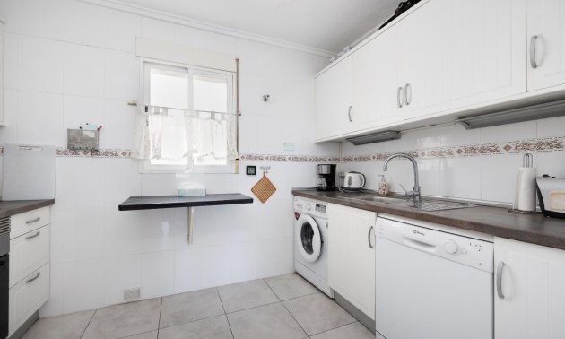 Resale - Bungalow -
Torrevieja - Carrefour