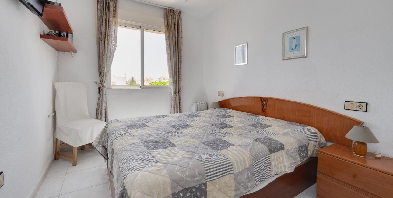 Resale - Bungalow -
Torrevieja - Carrefour