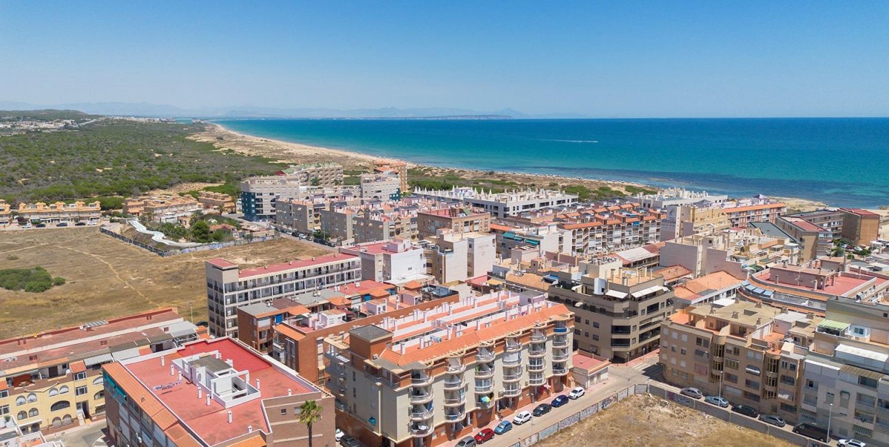 Reventa - Apartamento / piso -
Torrevieja - La Mata