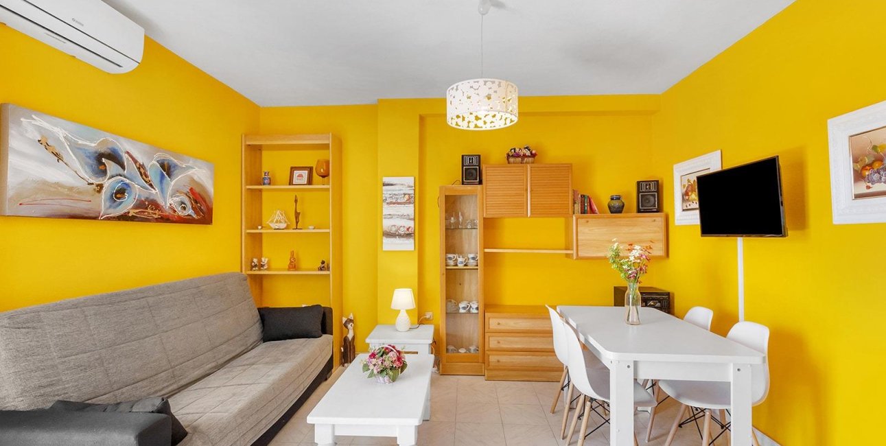 Reventa - Apartamento / piso -
Torrevieja - La Mata