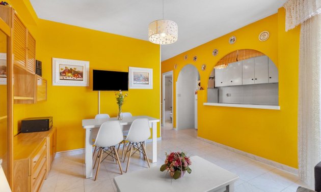 Reventa - Apartamento / piso -
Torrevieja - La Mata