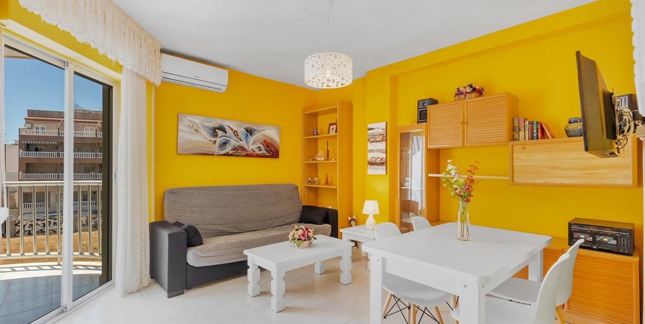 Reventa - Apartamento / piso -
Torrevieja - La Mata