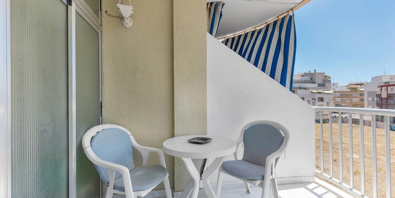 Reventa - Apartamento / piso -
Torrevieja - La Mata