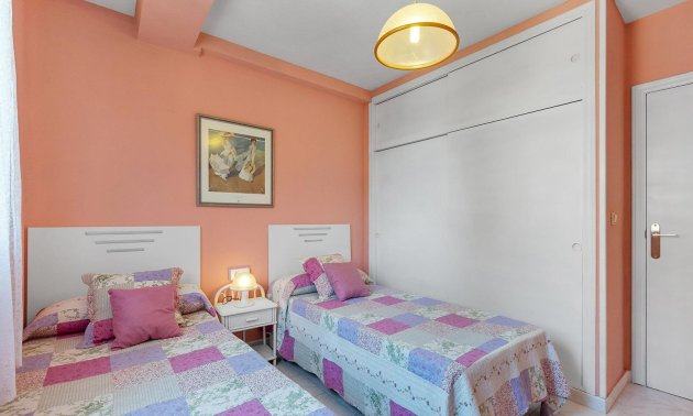 Reventa - Apartamento / piso -
Torrevieja - La Mata
