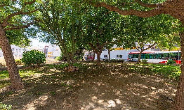 Reventa - Apartamento / piso -
Torrevieja - La Mata