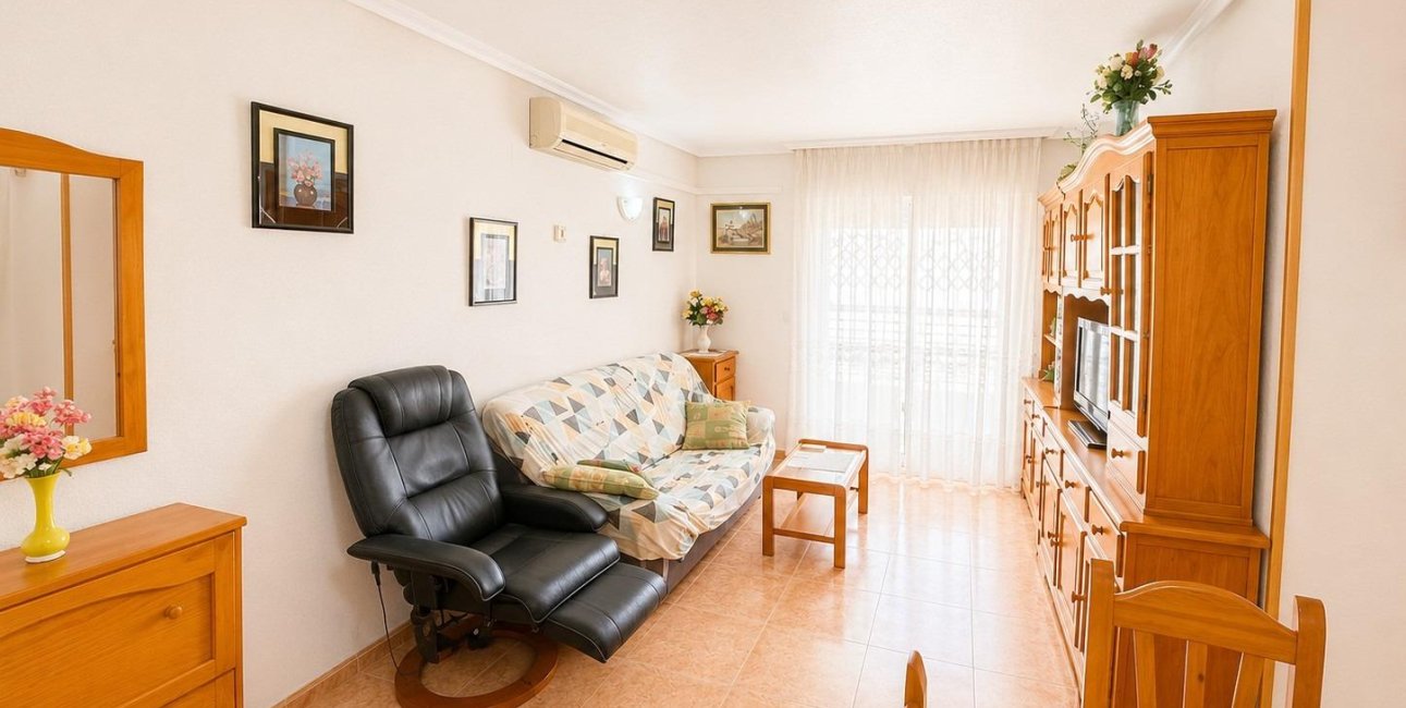 Resale - Apartment / flat -
Torrevieja - Estacion de autobuses