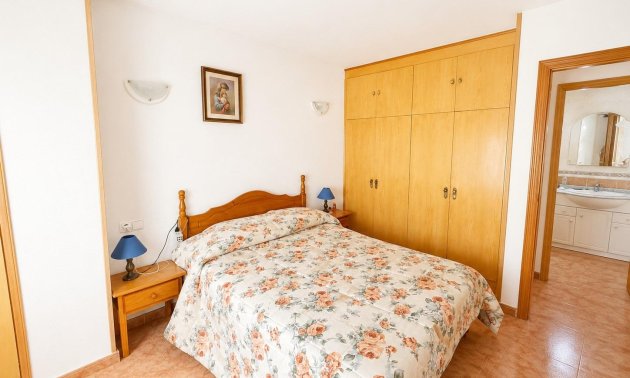 Resale - Apartment / flat -
Torrevieja - Estacion de autobuses