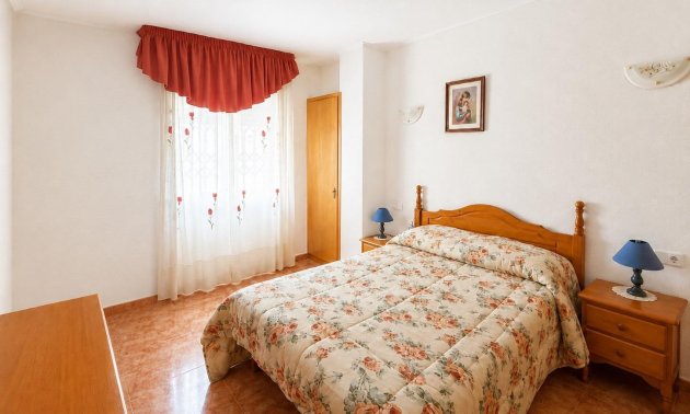Resale - Apartment / flat -
Torrevieja - Estacion de autobuses