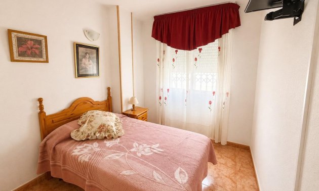 Resale - Apartment / flat -
Torrevieja - Estacion de autobuses