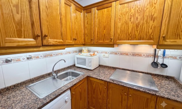 Resale - Apartment / flat -
Torrevieja - Estacion de autobuses