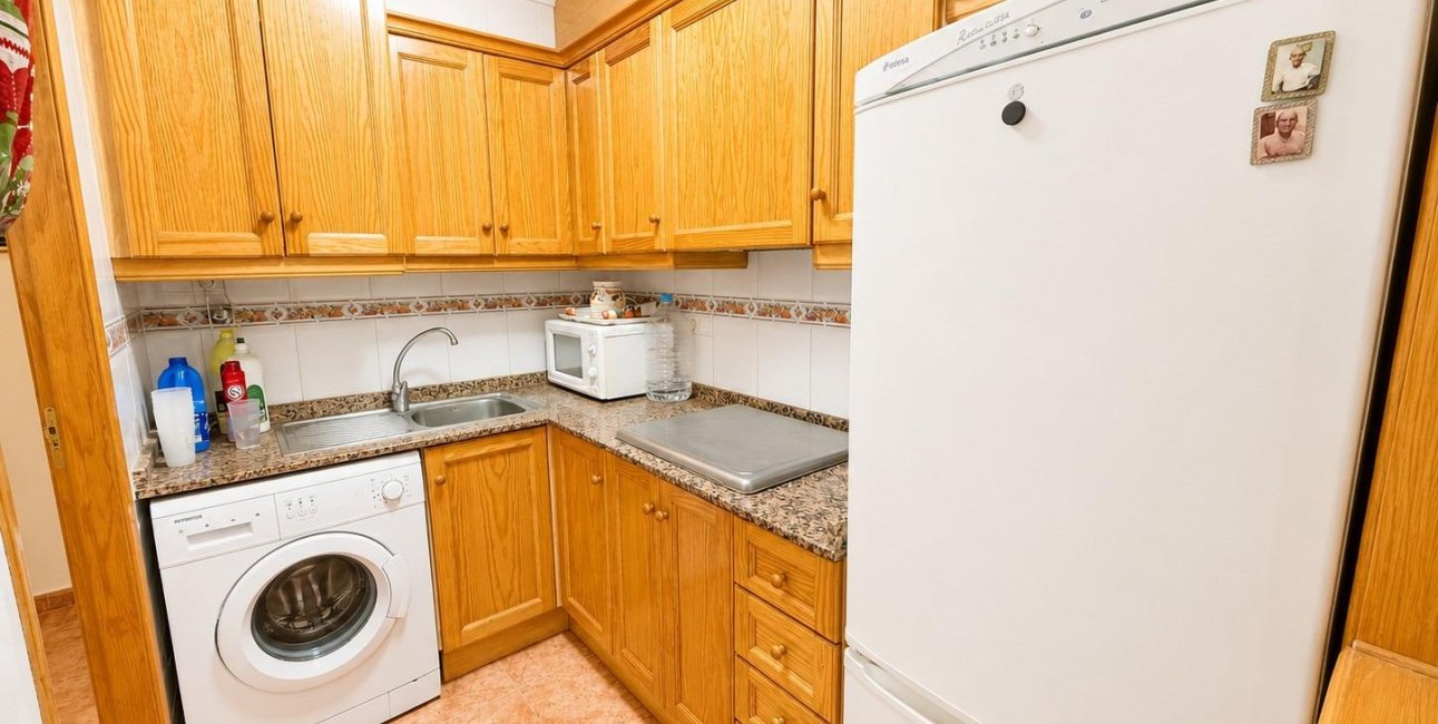 Resale - Apartment / flat -
Torrevieja - Estacion de autobuses
