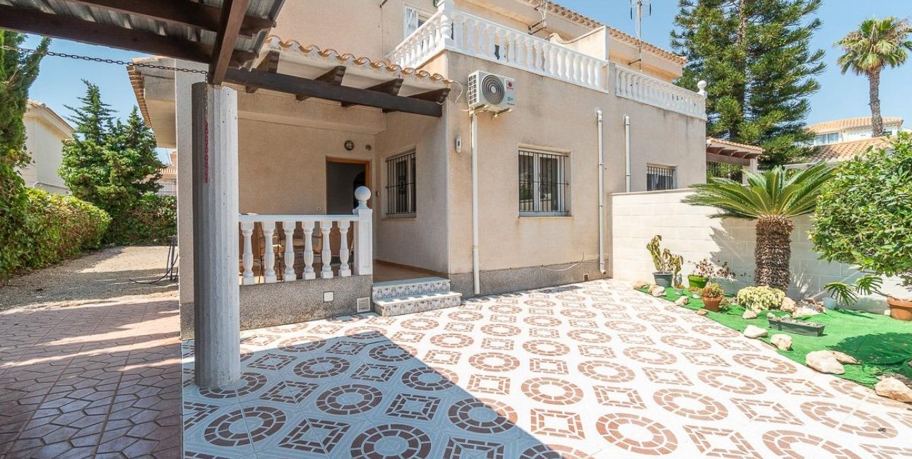 Resale - Townhouse -
Orihuela Costa - Playa Flamenca