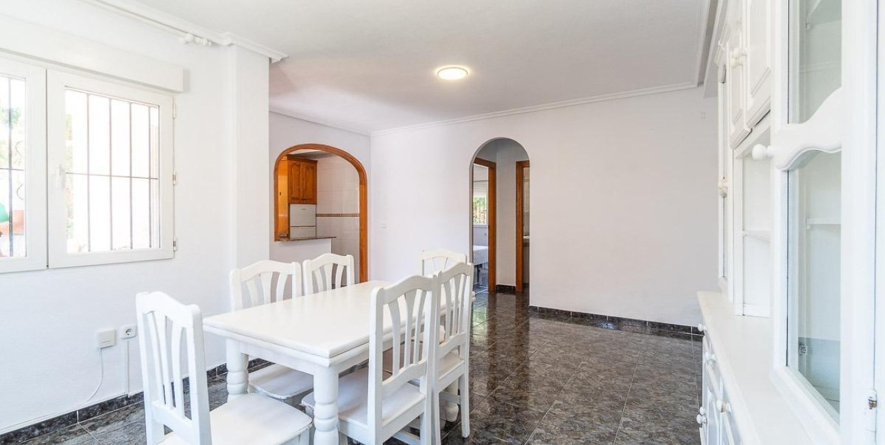 Resale - Townhouse -
Orihuela Costa - Playa Flamenca