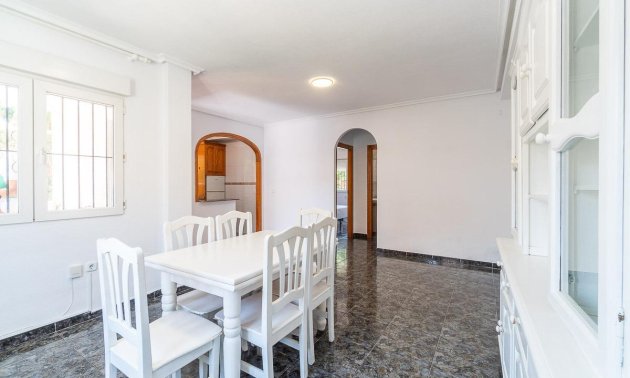 Resale - Townhouse -
Orihuela Costa - Playa Flamenca