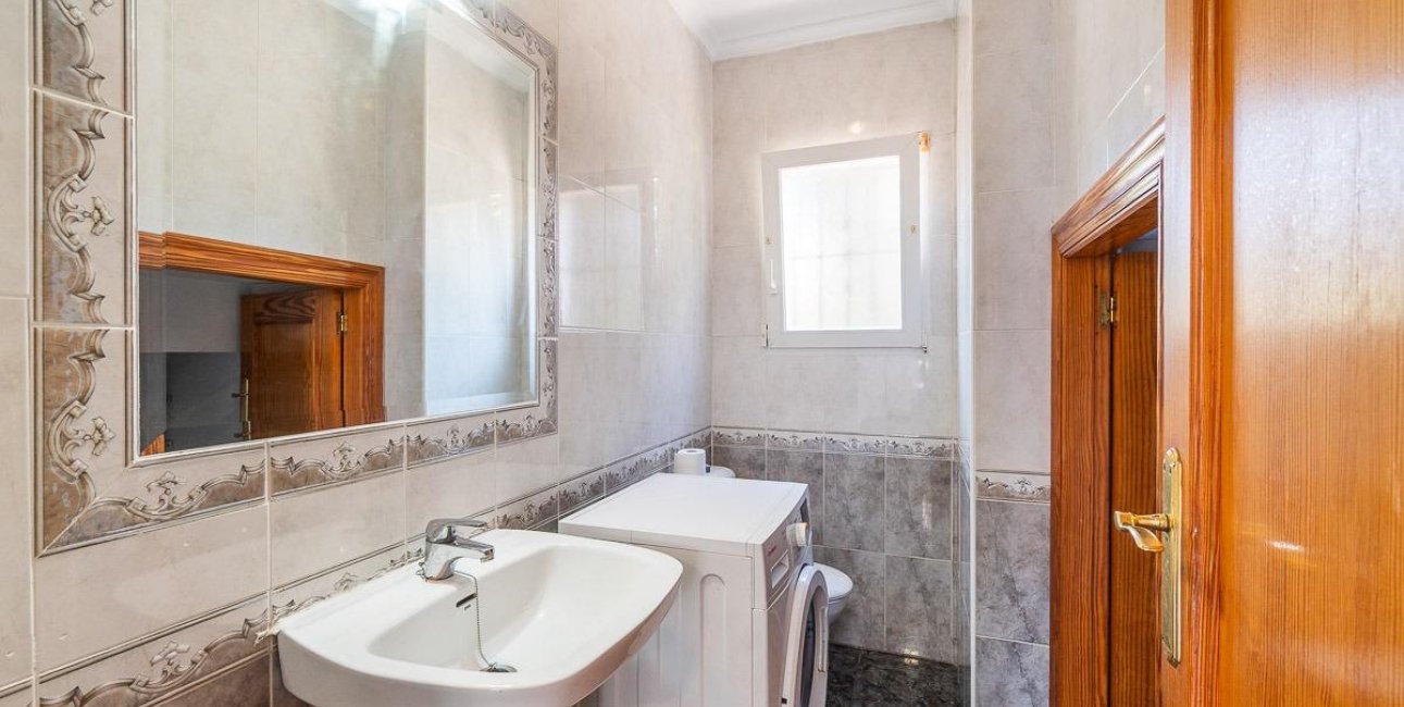 Resale - Townhouse -
Orihuela Costa - Playa Flamenca