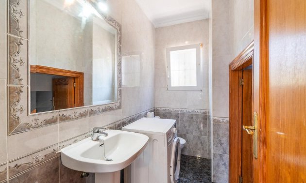 Resale - Townhouse -
Orihuela Costa - Playa Flamenca