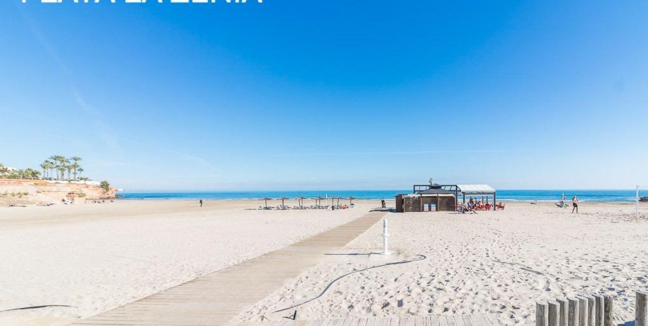 Resale - Townhouse -
Orihuela Costa - Playa Flamenca