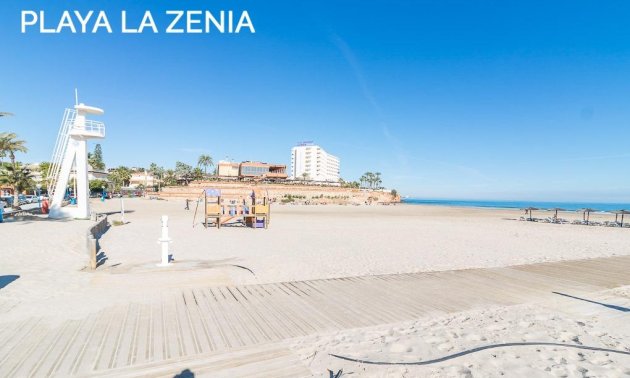 Resale - Townhouse -
Orihuela Costa - Playa Flamenca