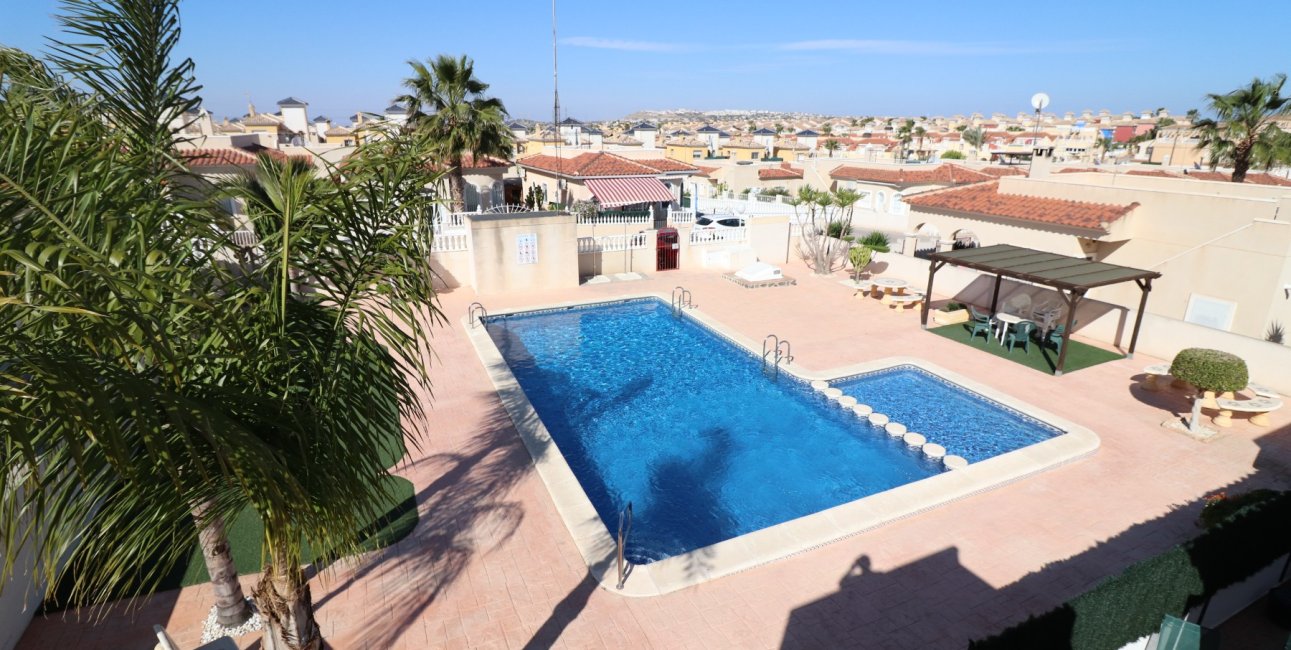 Resale - Villa -
Algorfa - Lo Crispin