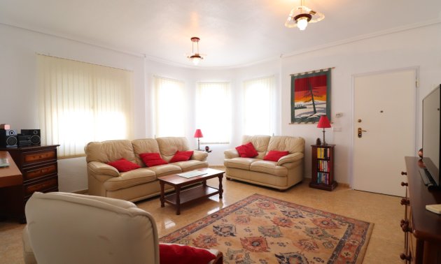 Resale - Villa -
Algorfa - Lo Crispin