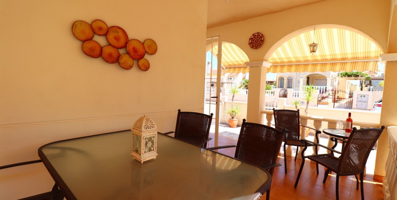 Resale - Villa -
Algorfa - Lo Crispin
