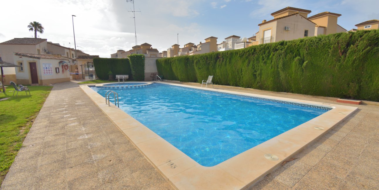 Resale - Townhouse -
Algorfa - Montebello