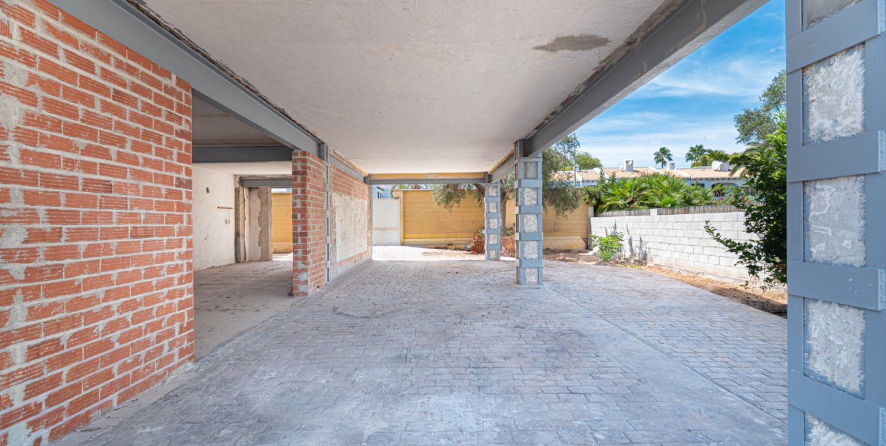 Resale - Villa -
Orihuela Costa - Cabo Roig
