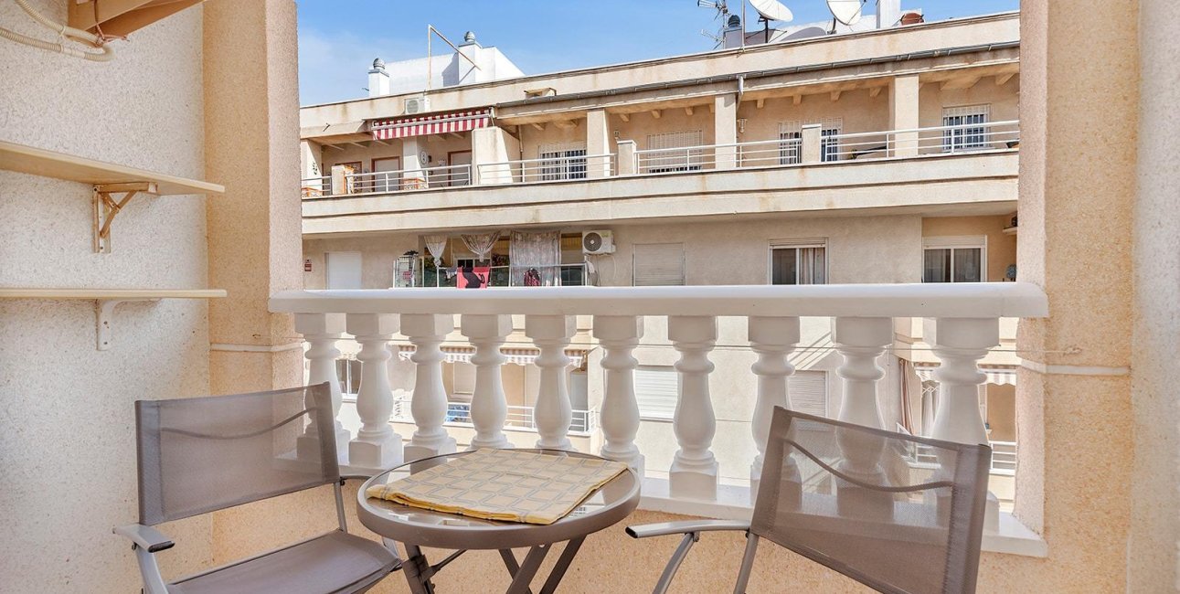 Resale - Apartment / flat -
Torrevieja - Estacion de autobuses