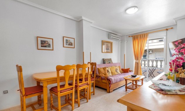 Resale - Apartment / flat -
Torrevieja - Estacion de autobuses