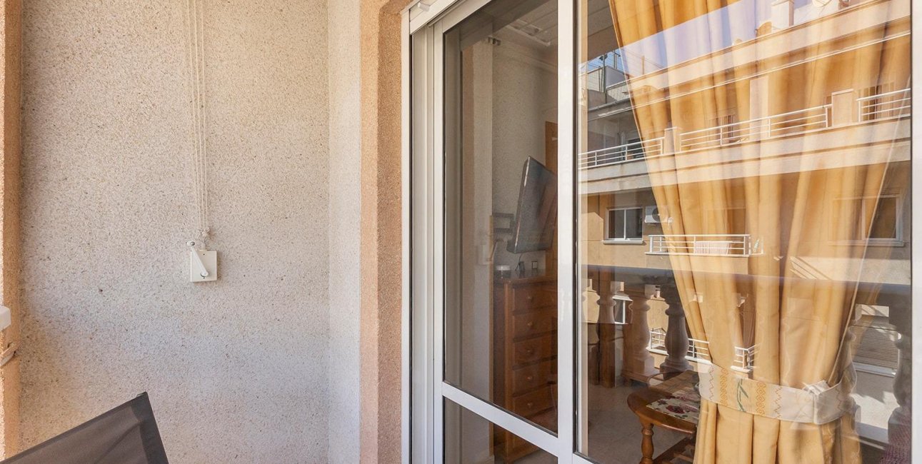 Resale - Apartment / flat -
Torrevieja - Estacion de autobuses