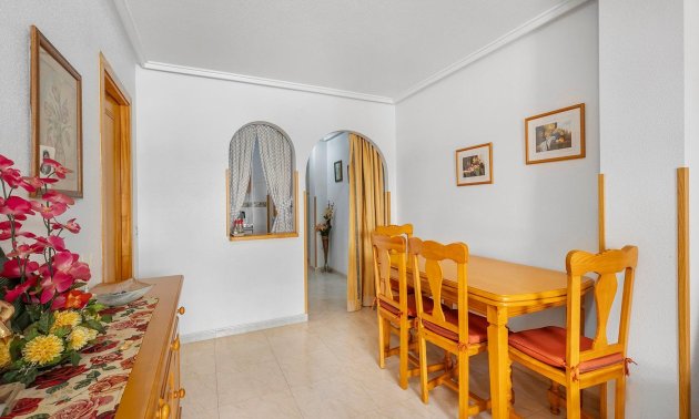 Resale - Apartment / flat -
Torrevieja - Estacion de autobuses